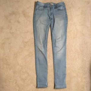 Hollister light wash jeans